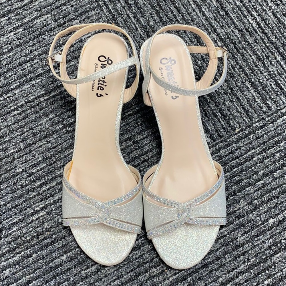 Zabie Heel